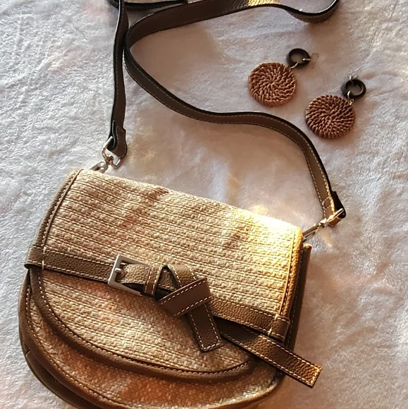 Handbag - Picture 5 of 9